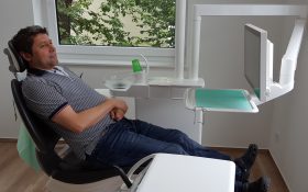 Zahnarztpraxis Dr. Schemmel Wiehl Behandlungsraum